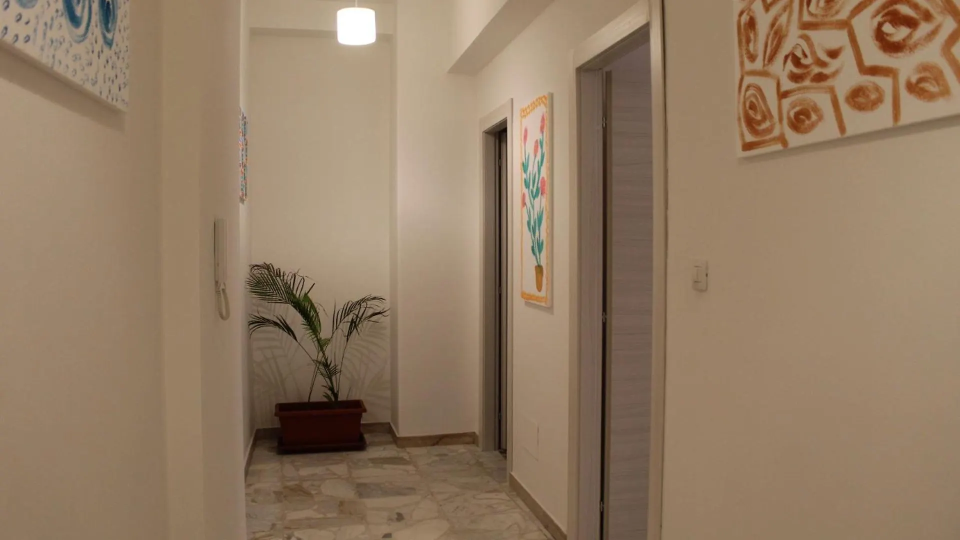 A Un Passo Dal Centro Appartement Catánia 0*,